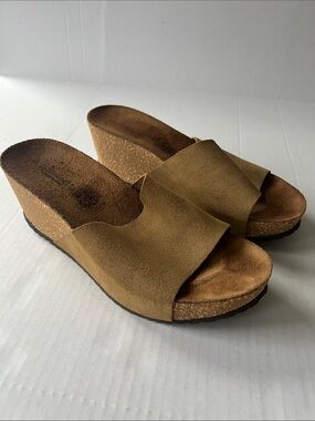 A. Giannetti Made in Italy Leather Slide Sandals Tan Suede Comfort Sz7